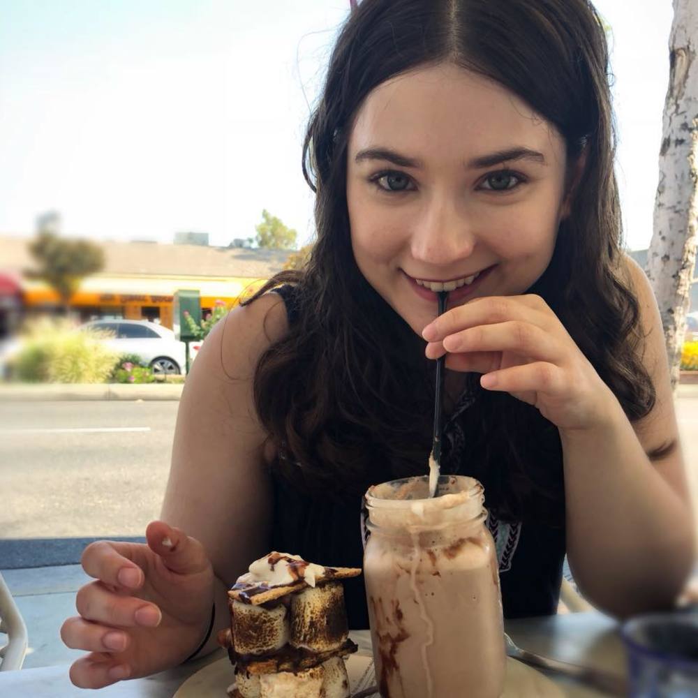 Meet your Posher, Andie